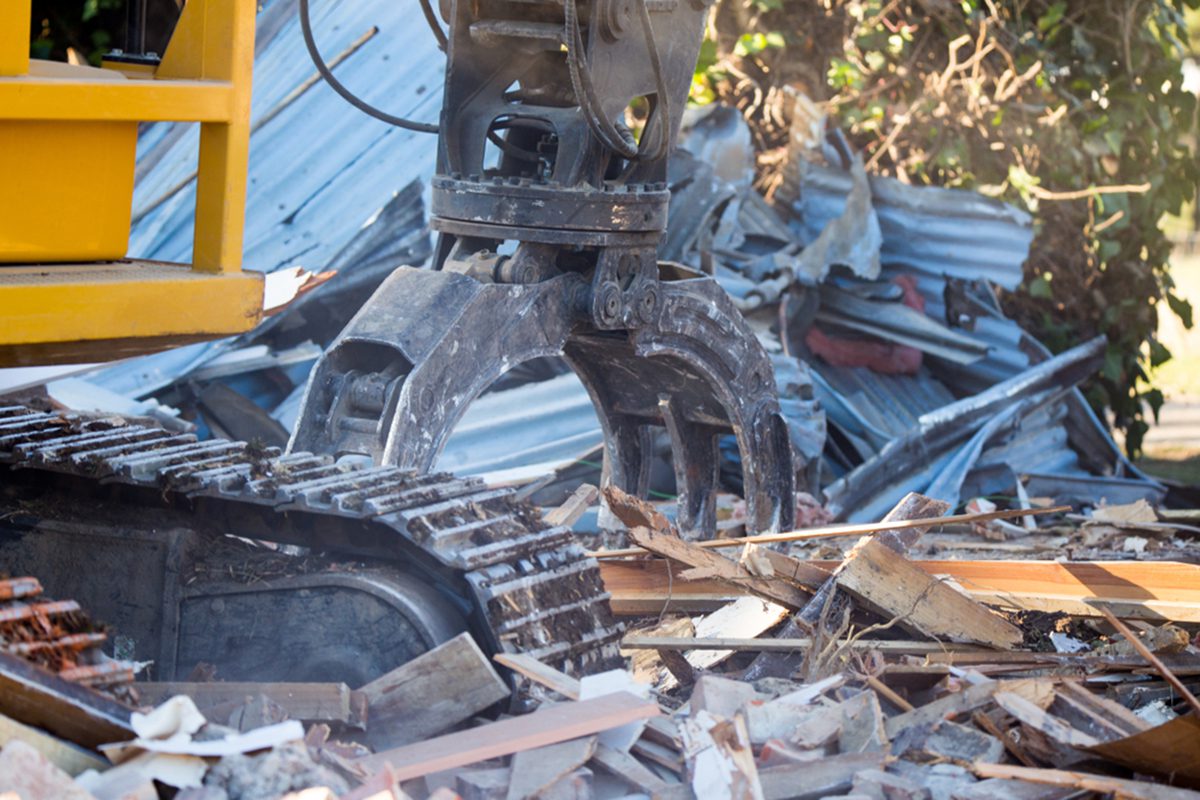 Benefits of Using A Dedicated Heavy Duty Machinery Removal Company